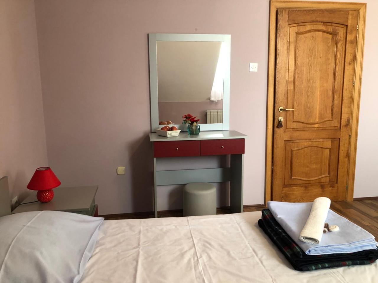 Guest House Aleksandra Баина-Башта Экстерьер фото