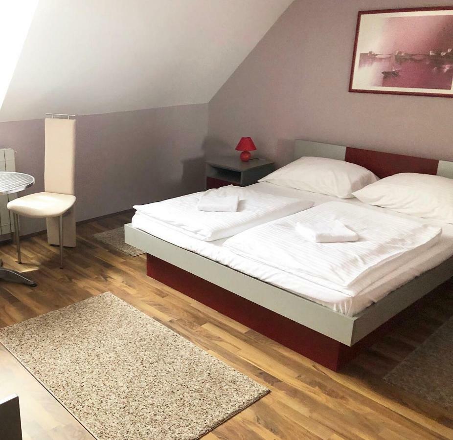 Guest House Aleksandra Баина-Башта Экстерьер фото