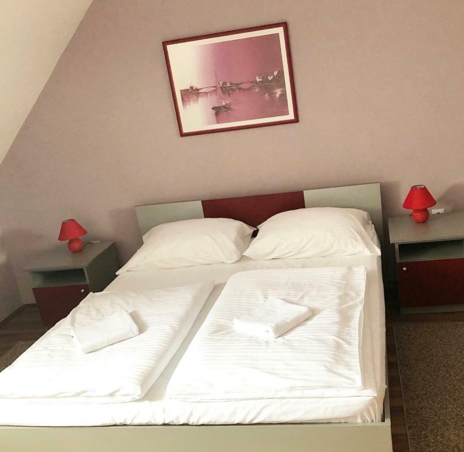 Guest House Aleksandra Баина-Башта Экстерьер фото