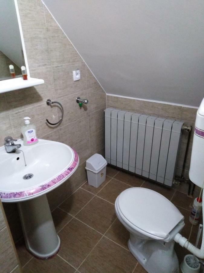 Guest House Aleksandra Баина-Башта Экстерьер фото