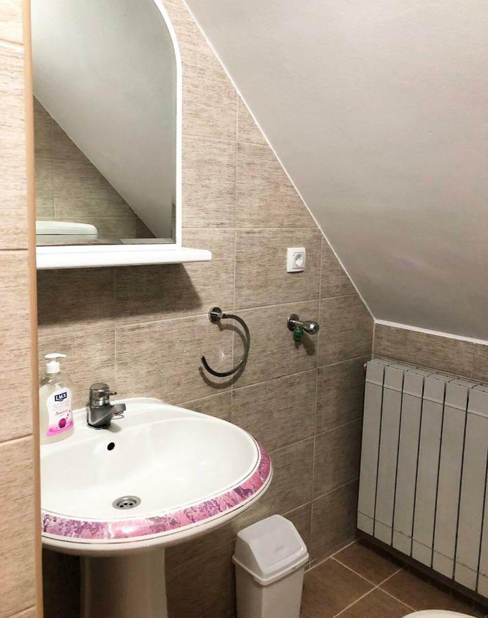 Guest House Aleksandra Баина-Башта Экстерьер фото